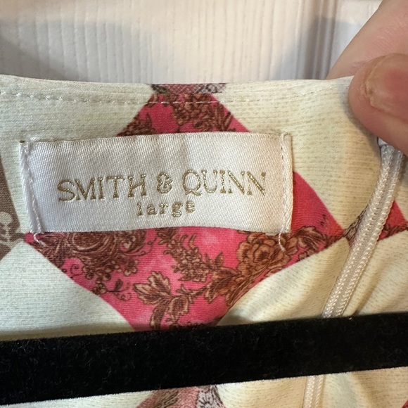 Smith and Quinn Dress - Picture 3 of 4